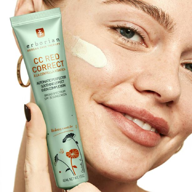 <br>Visibly Reduces Redness, Helps Soothe Skin Over Time